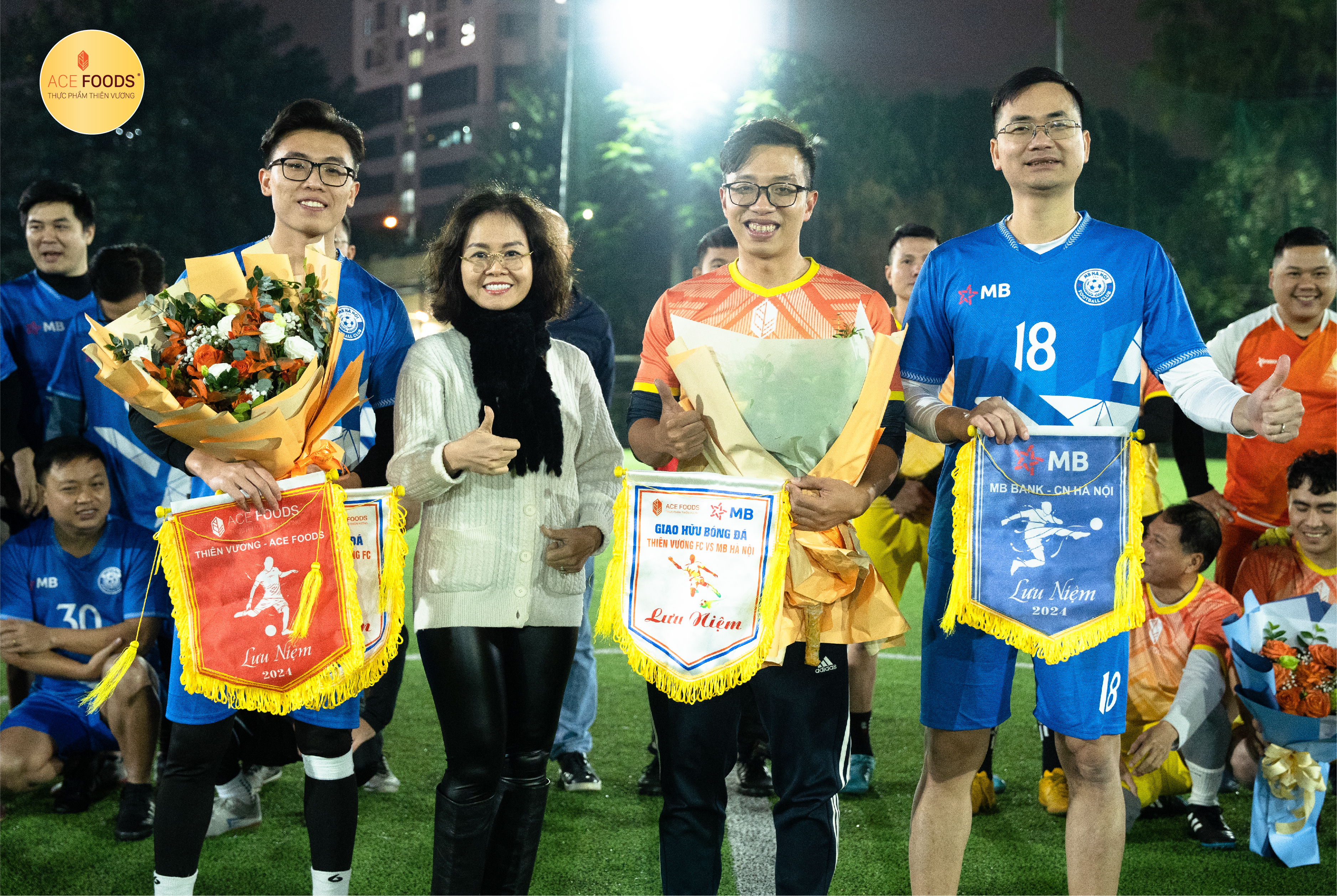 [HOẠT ĐỘNG NỘI BỘ] Giao hữu bóng đá nam giữa đội tuyển Thiên Vương ACE FOODS - Ngân hàng MB chi nhánh Hà Nội.