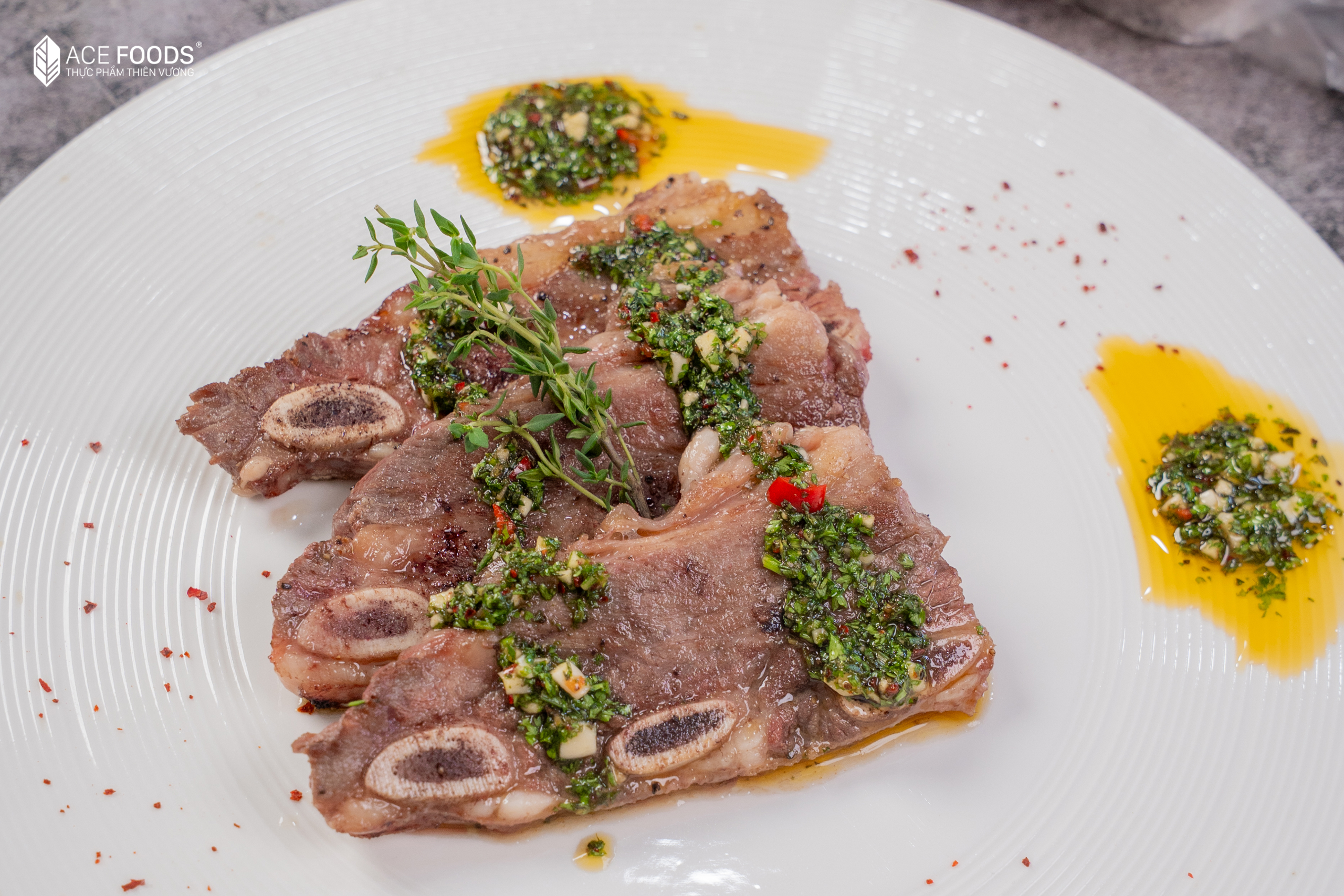 Sườn bò nướng xốt chimichurri - Công thức chuẩn vị nhà hàng, làm tại nhà dễ dàng