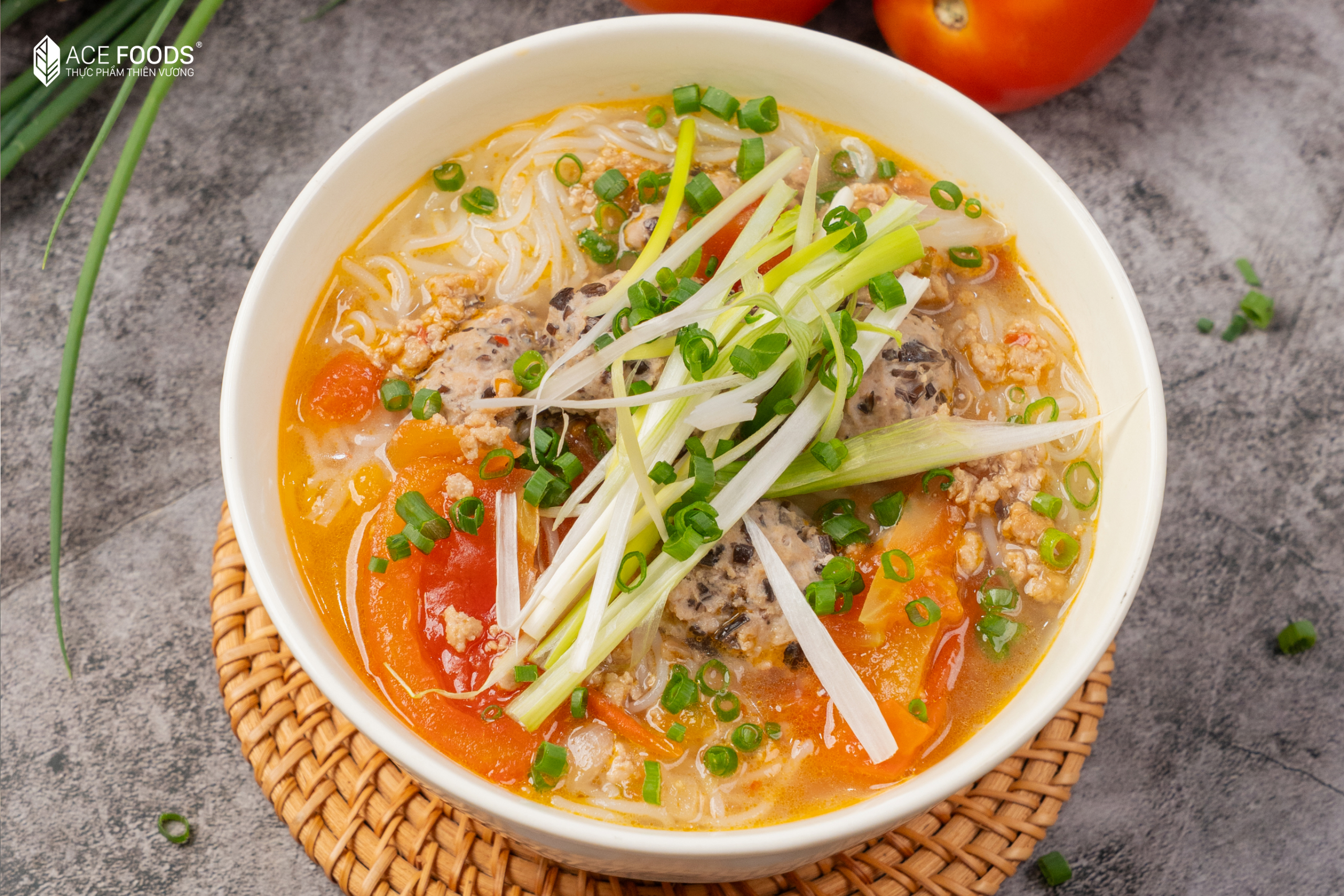 Bún thịt bằm cà chua - Món bún thanh ngọt, dễ nấu cho cả gia đình