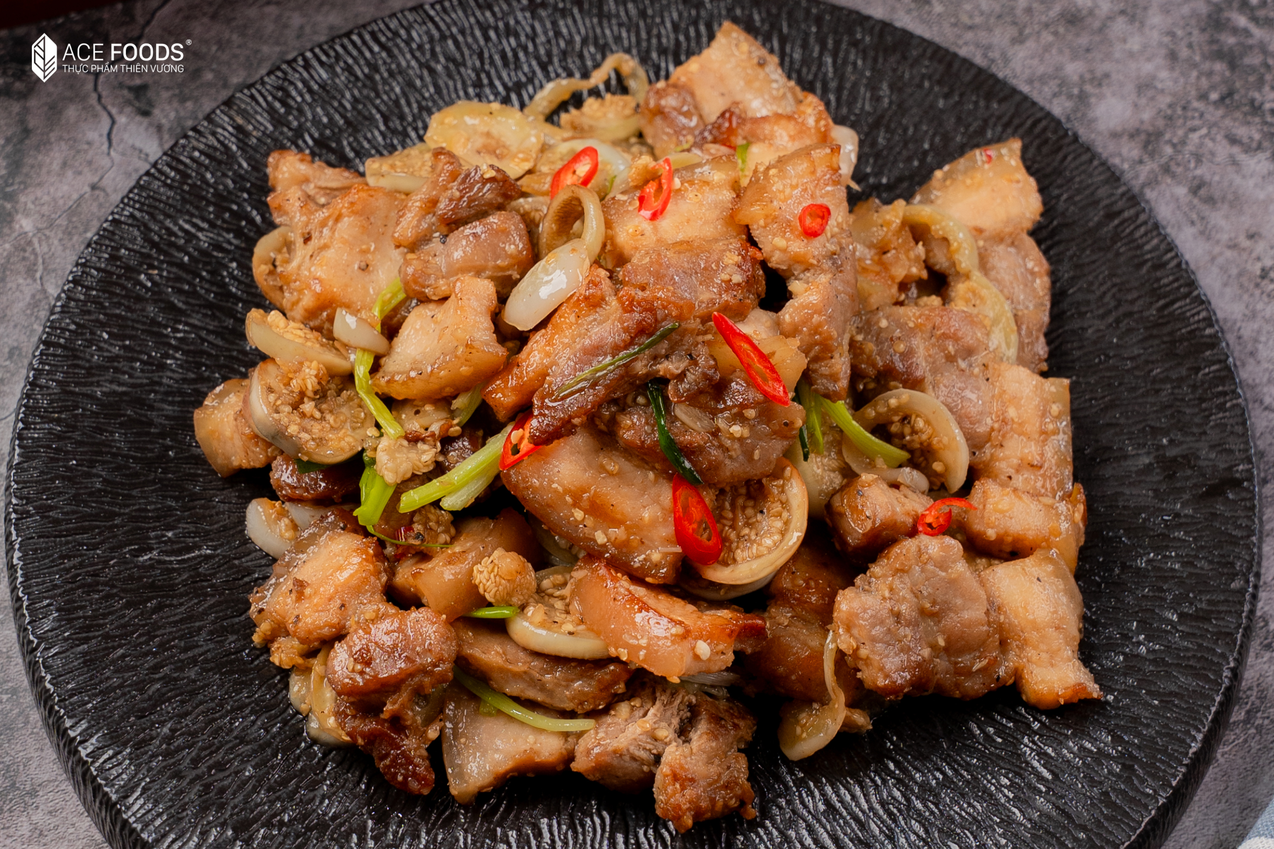 Ba chỉ heo xào cà pháo cay nhẹ, đậm đà chuẩn cơm nhà